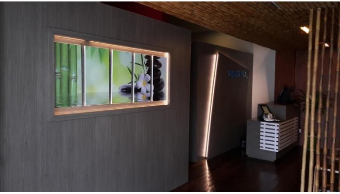 Poza pentru Parami Hotel 978-1542270338 Parami Hotel poza 1